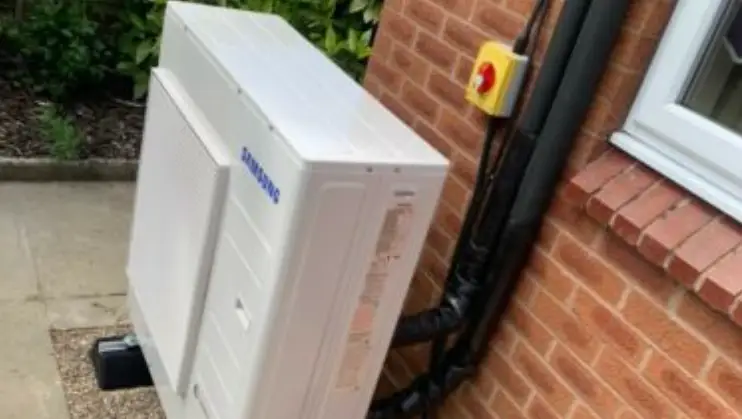 Estimates for install an air source heat pump near Huddersfield Town Centre