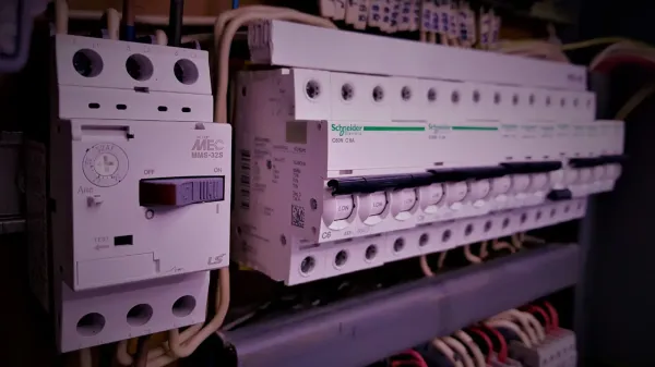 Replace a consumer unit Replace a consumer unit