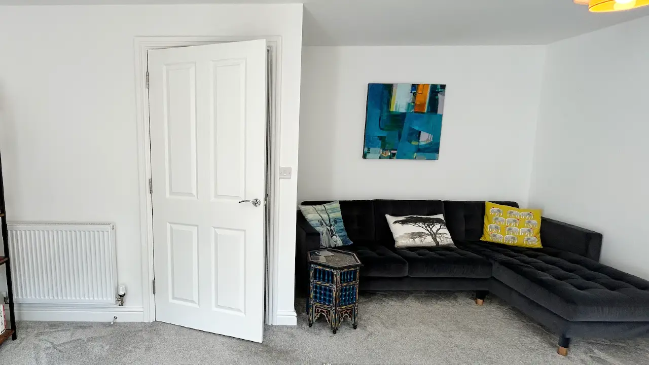 Estimates for painting interior doors near Coombe