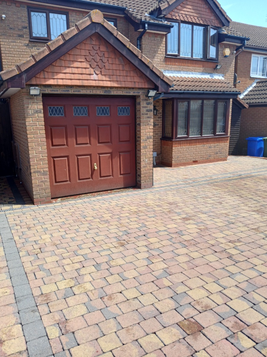 Driveway Specialist: Image 3