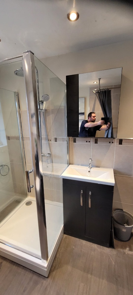 Bathroom Fitter: Image 3